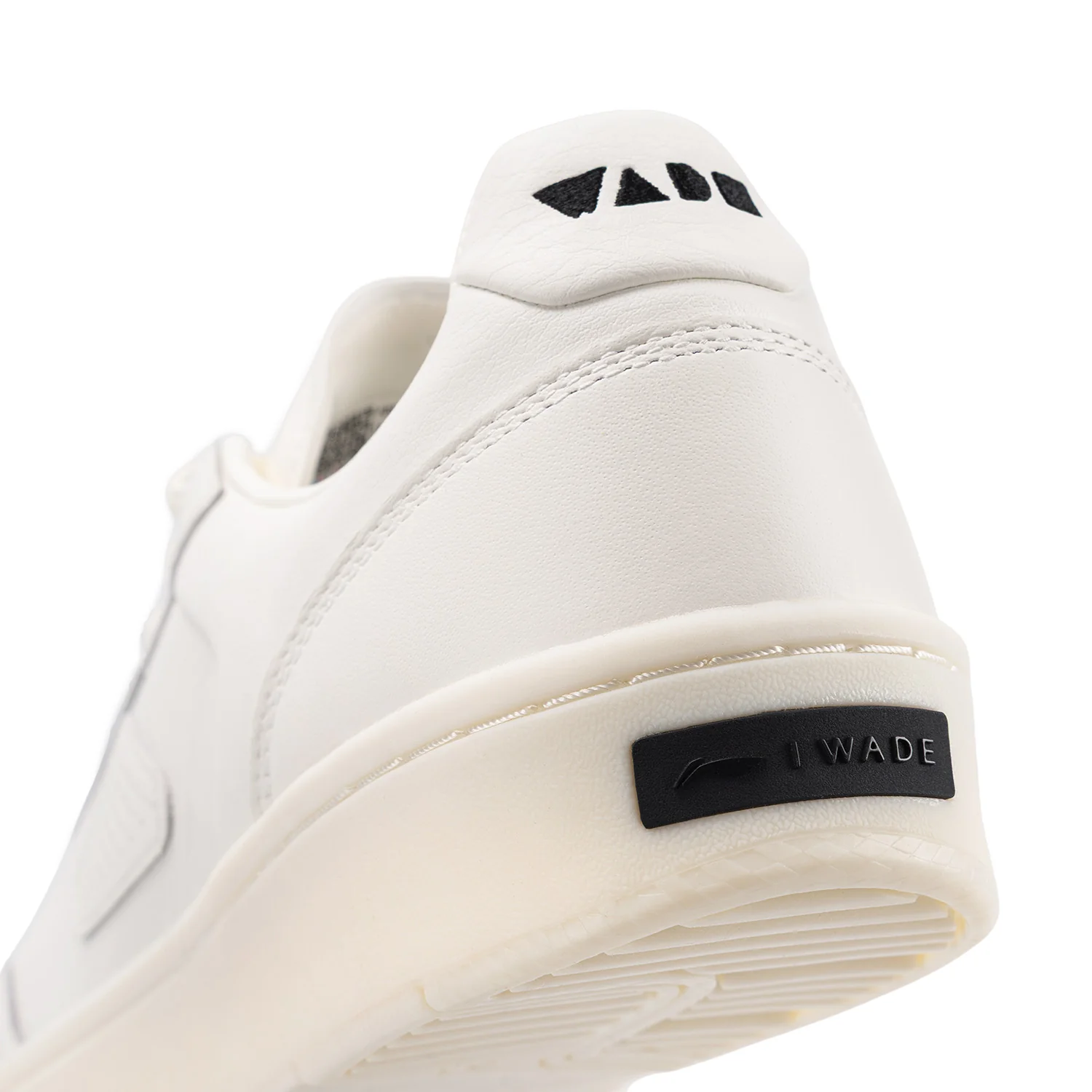 Wade County "Triple White" - Image 15